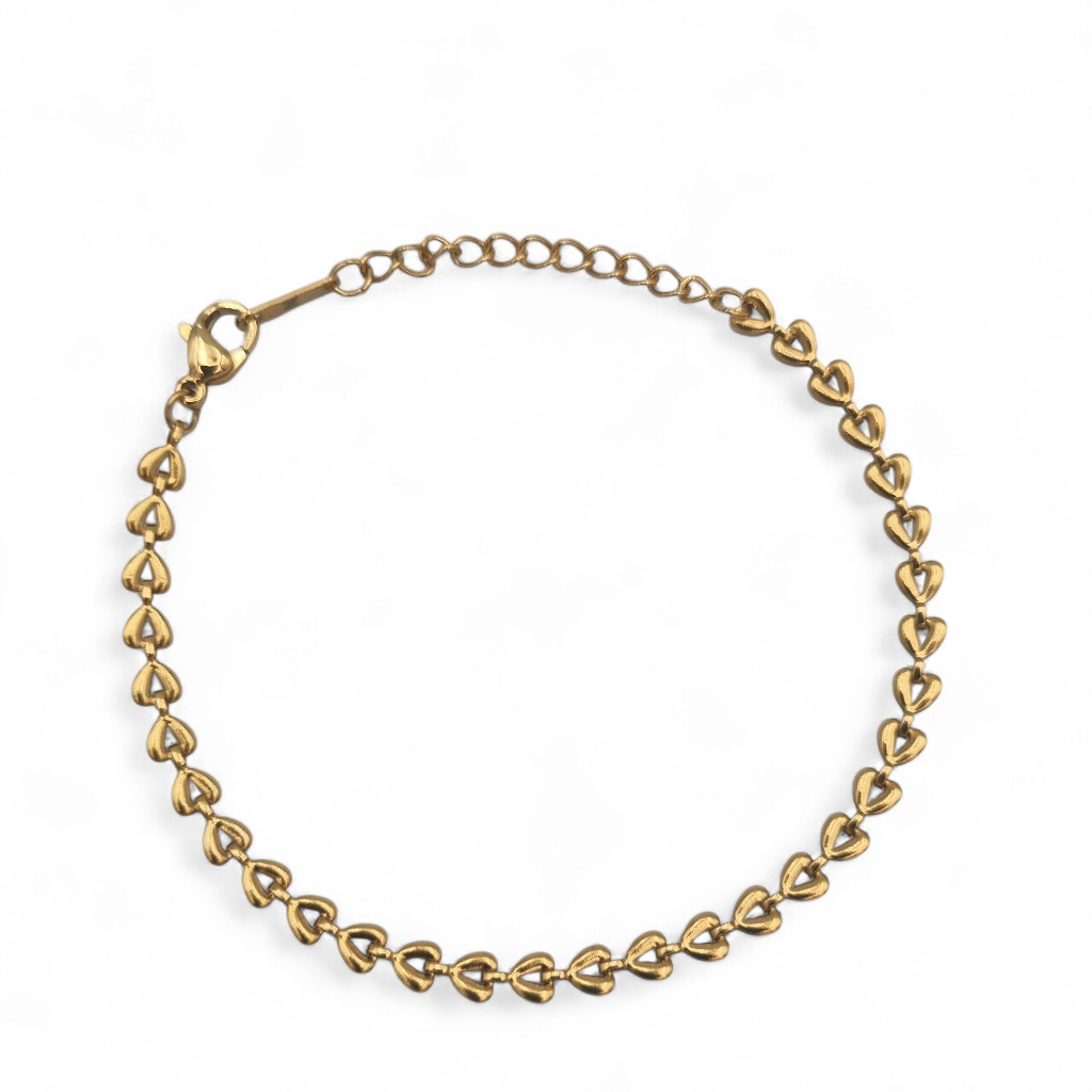 petite gold heart link bracelet petite gold heart link bracelet